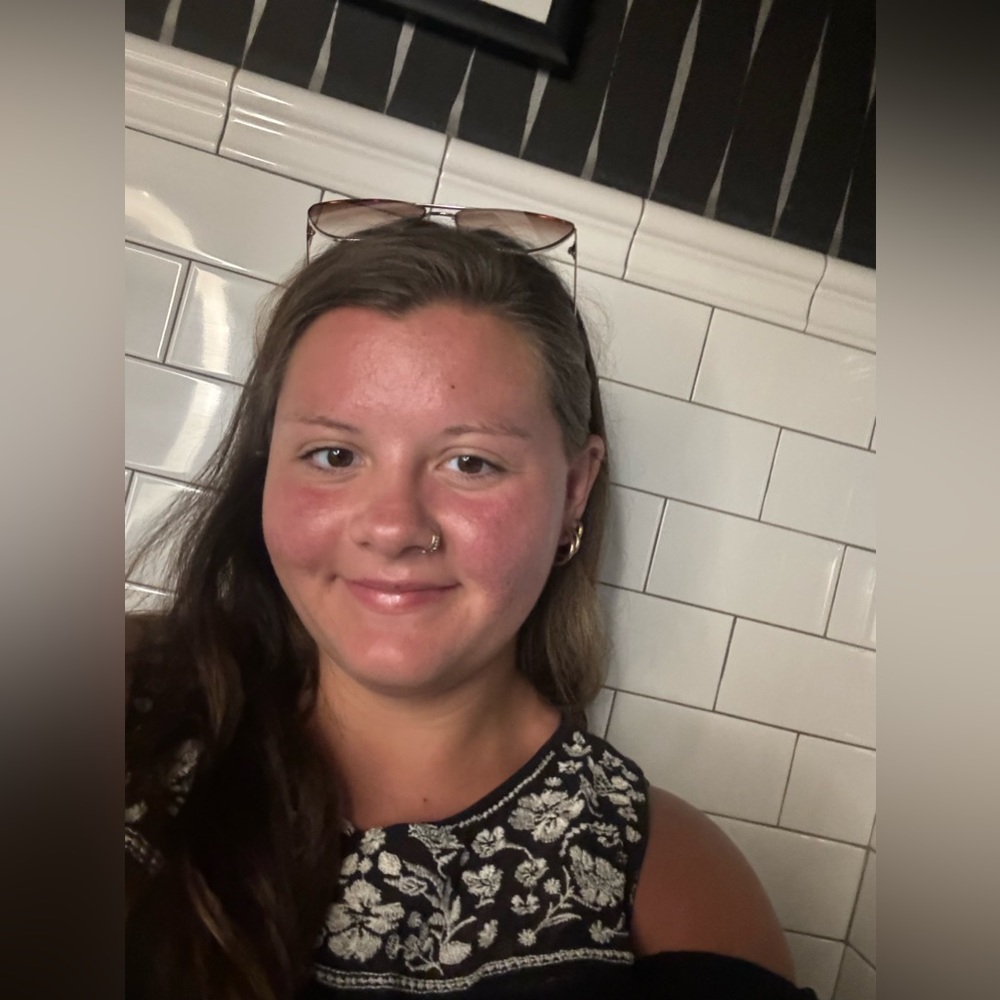 Meet your Posher, Emma